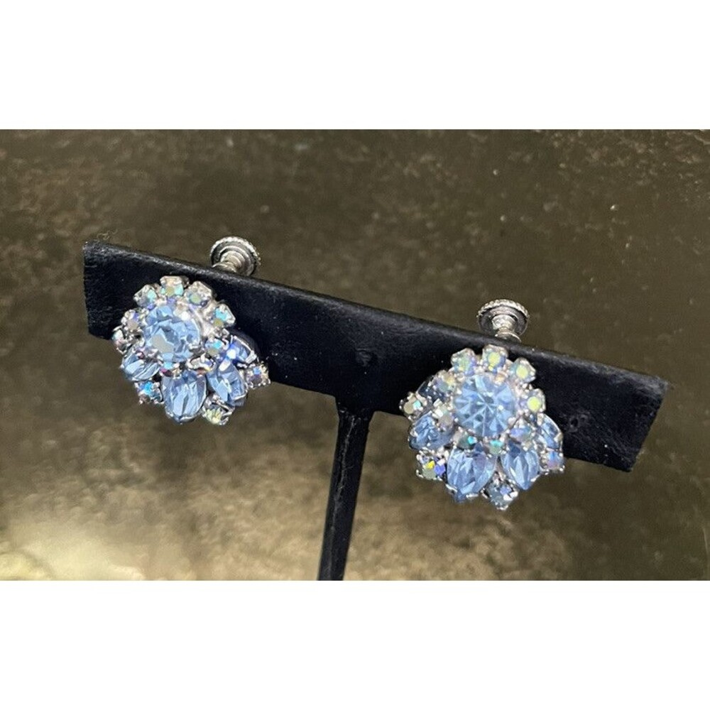 Vintage Weiss Designer Signed Screw Back (Clip) Blue Rhinestone Round Earrings